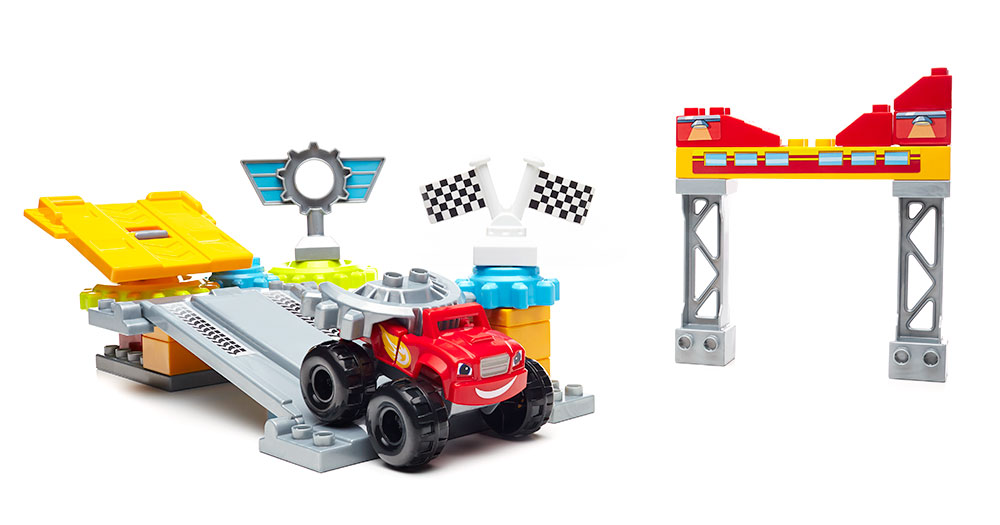 Mega Bloks Blaze and the Monster Machines Axle City Garage Best